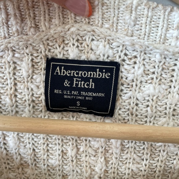 A&F sweater bundle - Picture 2 of 9